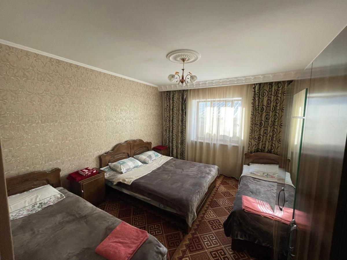 Guest House Eles Karakol Kültér fotó