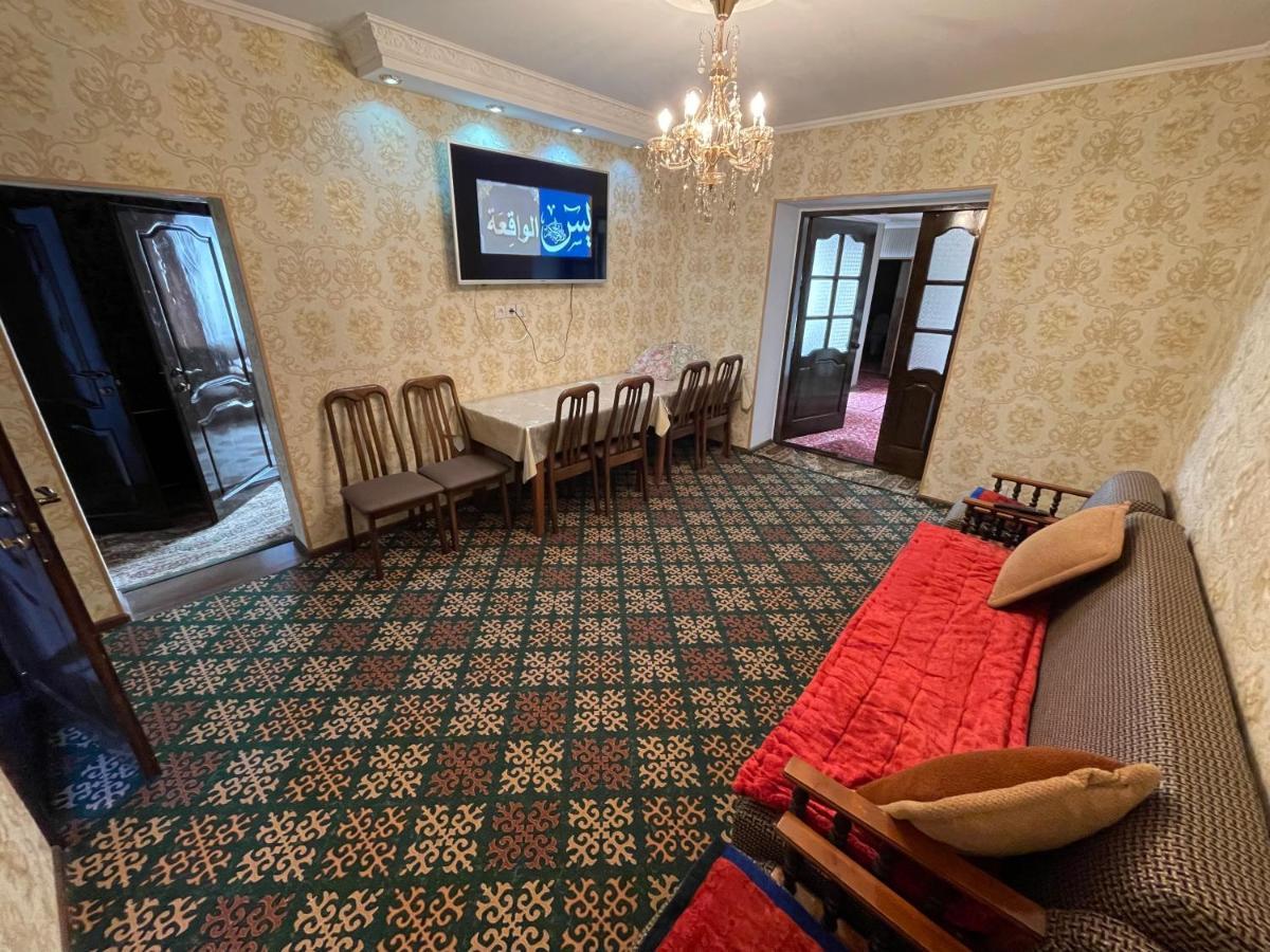 Guest House Eles Karakol Kültér fotó
